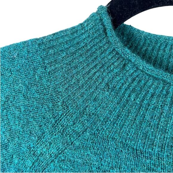 J.Crew | Rollneck Sweater in Supersoft Yarn Merino Wool Preppy Cozy Green Small - Picture 3 of 9